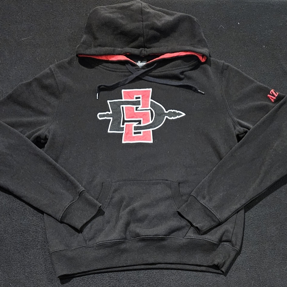 San Diego State University‎ Embroidered Colosseum Hoodie Women’s Size Medium